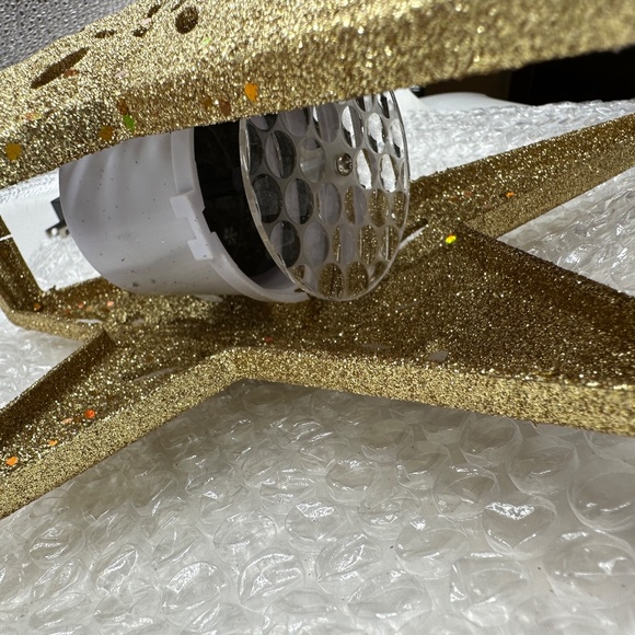 Christmas Tree Topper Lighted LED Star Snowflake Projector Rotating Lamp - Picture 8 of 8